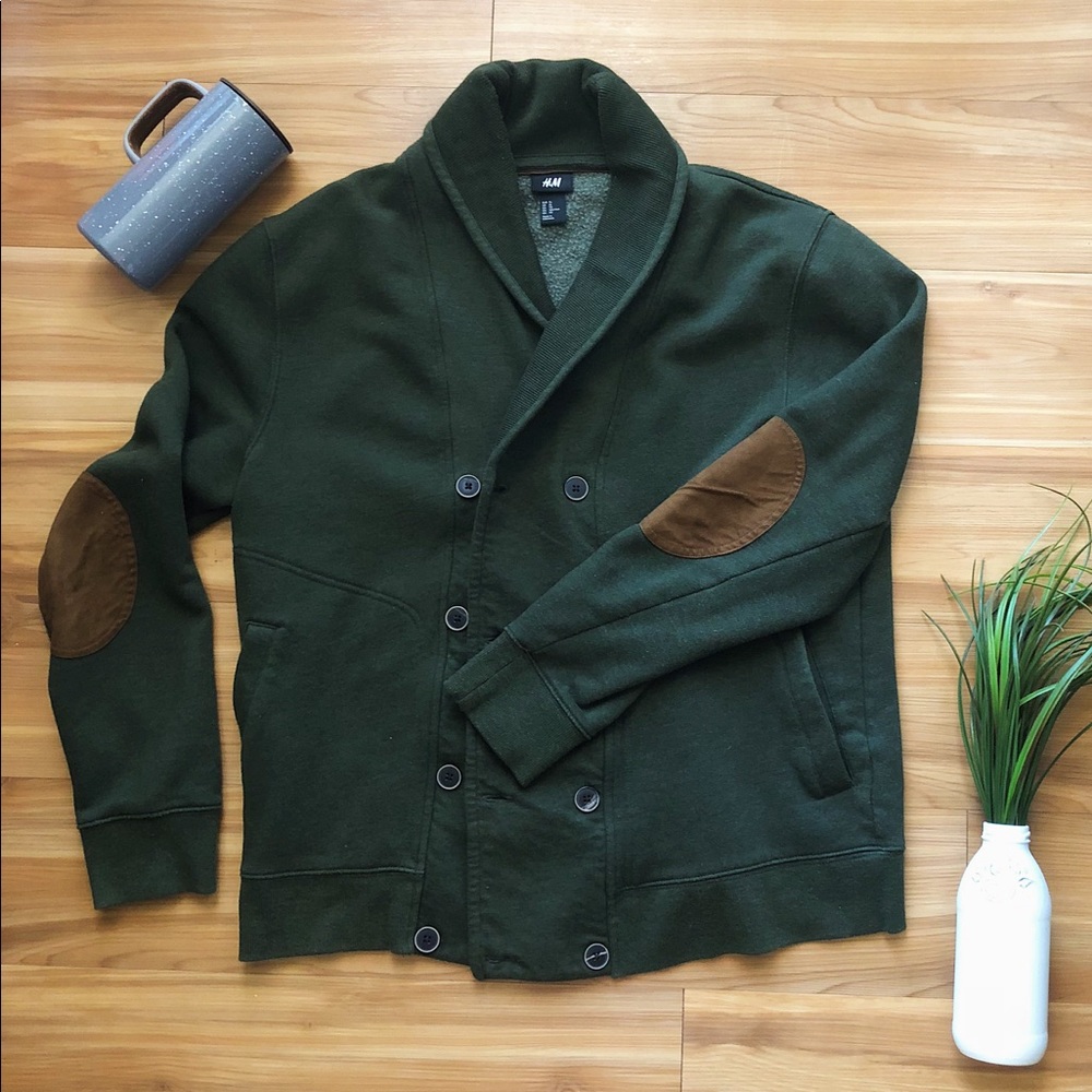 H&M Men’s green cardigan wig elbow pads